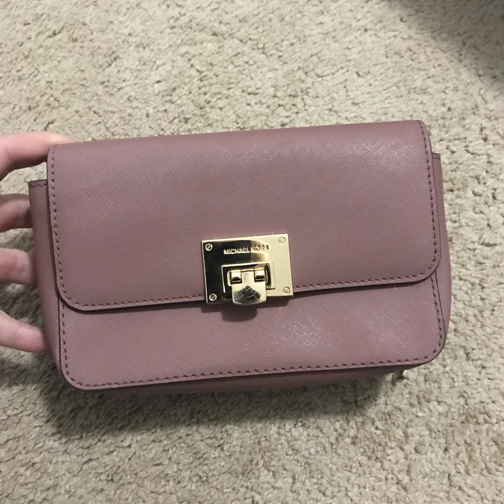 Michael khors satchel set ( 2 for 1 deal)!